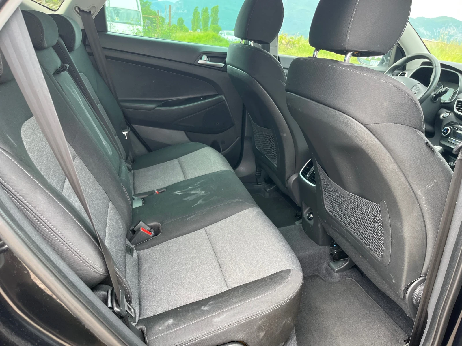 Hyundai Tucson 1.6GRDI-FEIS-NAVI-KAMERA-ITALIA, снимка 8 - Автомобили и джипове - 54587573