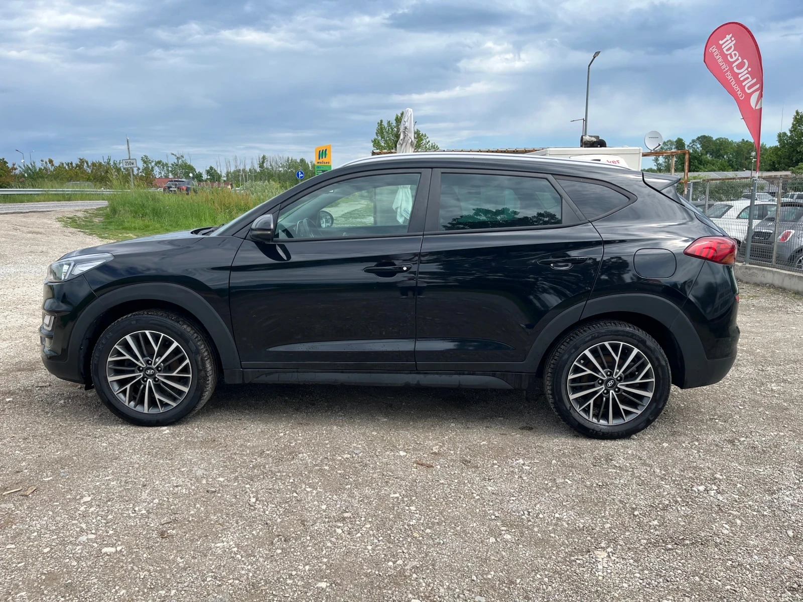 Hyundai Tucson 1.6GRDI-FEIS-NAVI-KAMERA-ITALIA, снимка 13 - Автомобили и джипове - 54587573