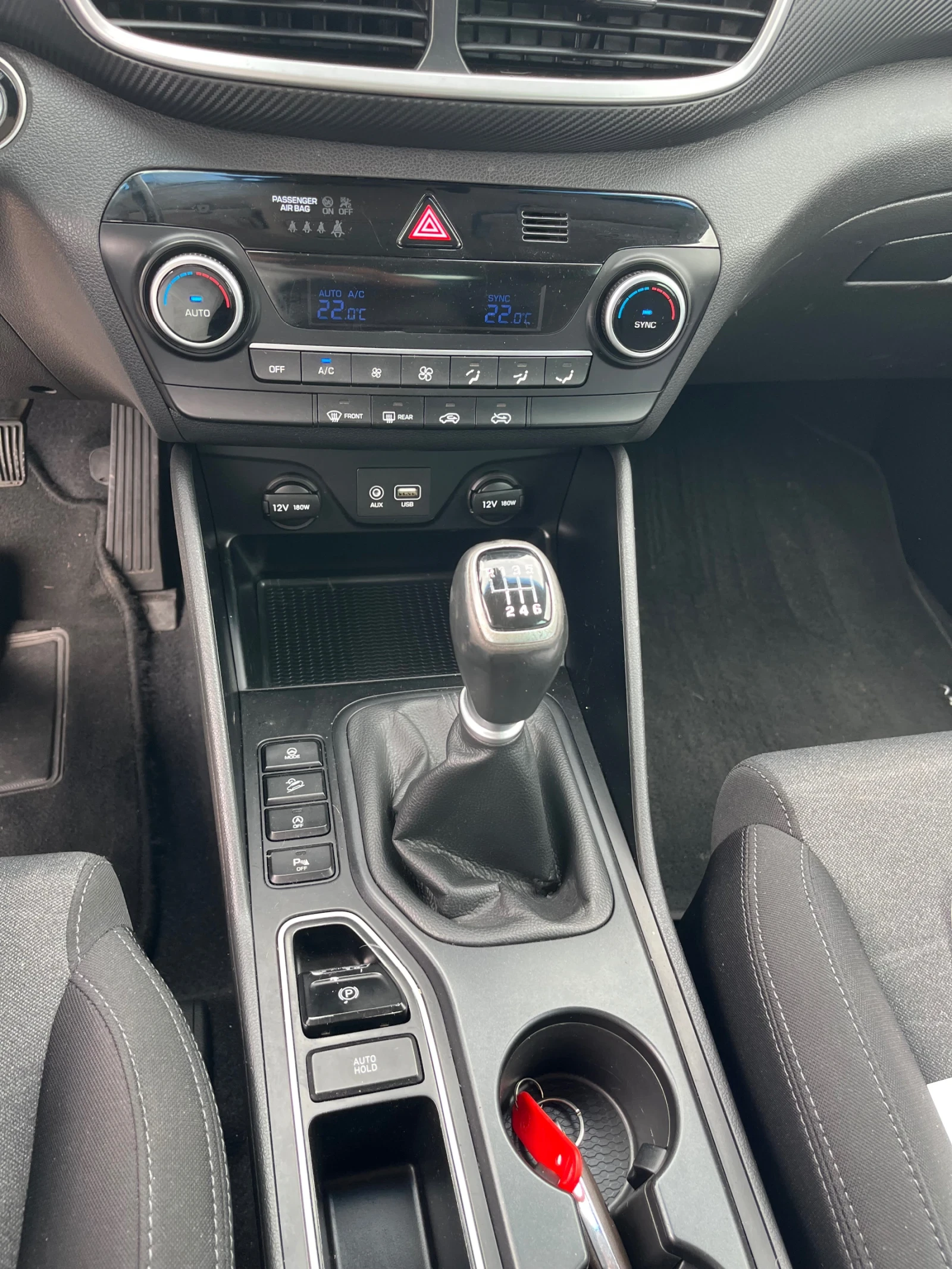 Hyundai Tucson 1.6GRDI-FEIS-NAVI-KAMERA-ITALIA, снимка 15 - Автомобили и джипове - 54587573