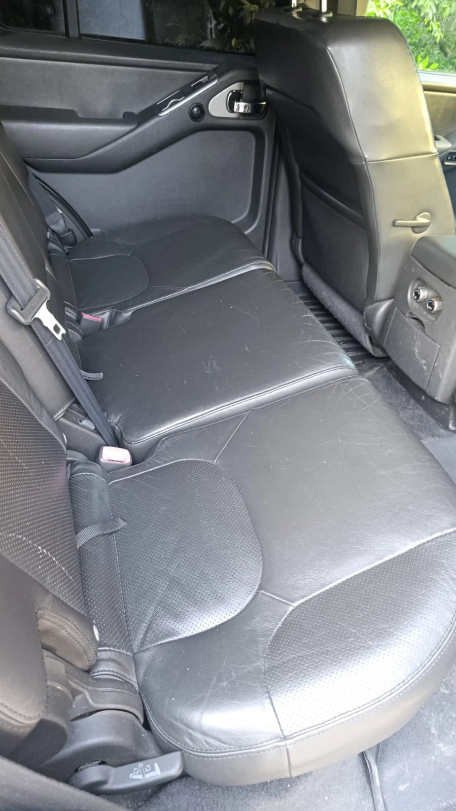 Nissan Pathfinder, снимка 8 - Автомобили и джипове - 54750307