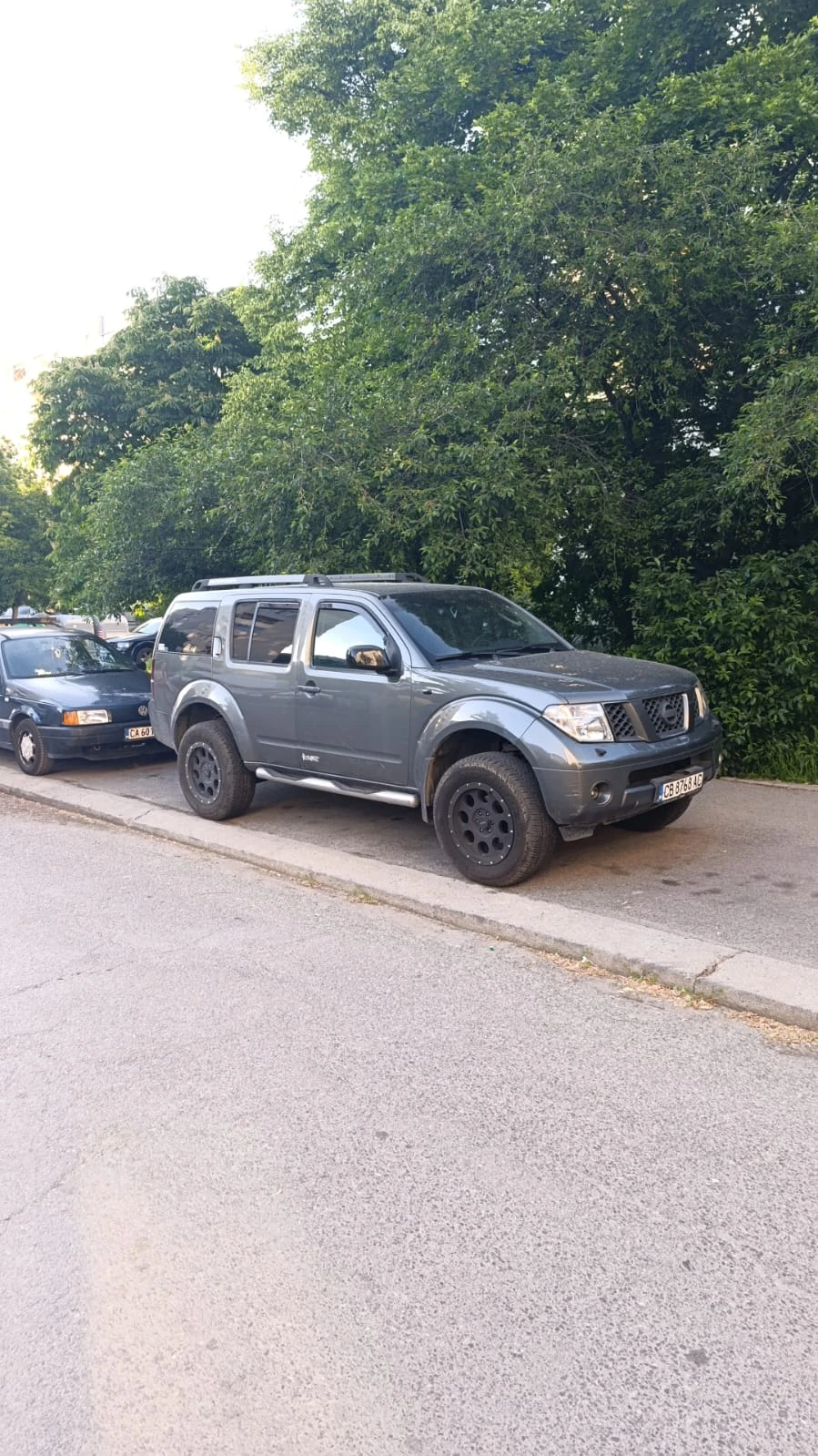 Nissan Pathfinder, снимка 3 - Автомобили и джипове - 54750307
