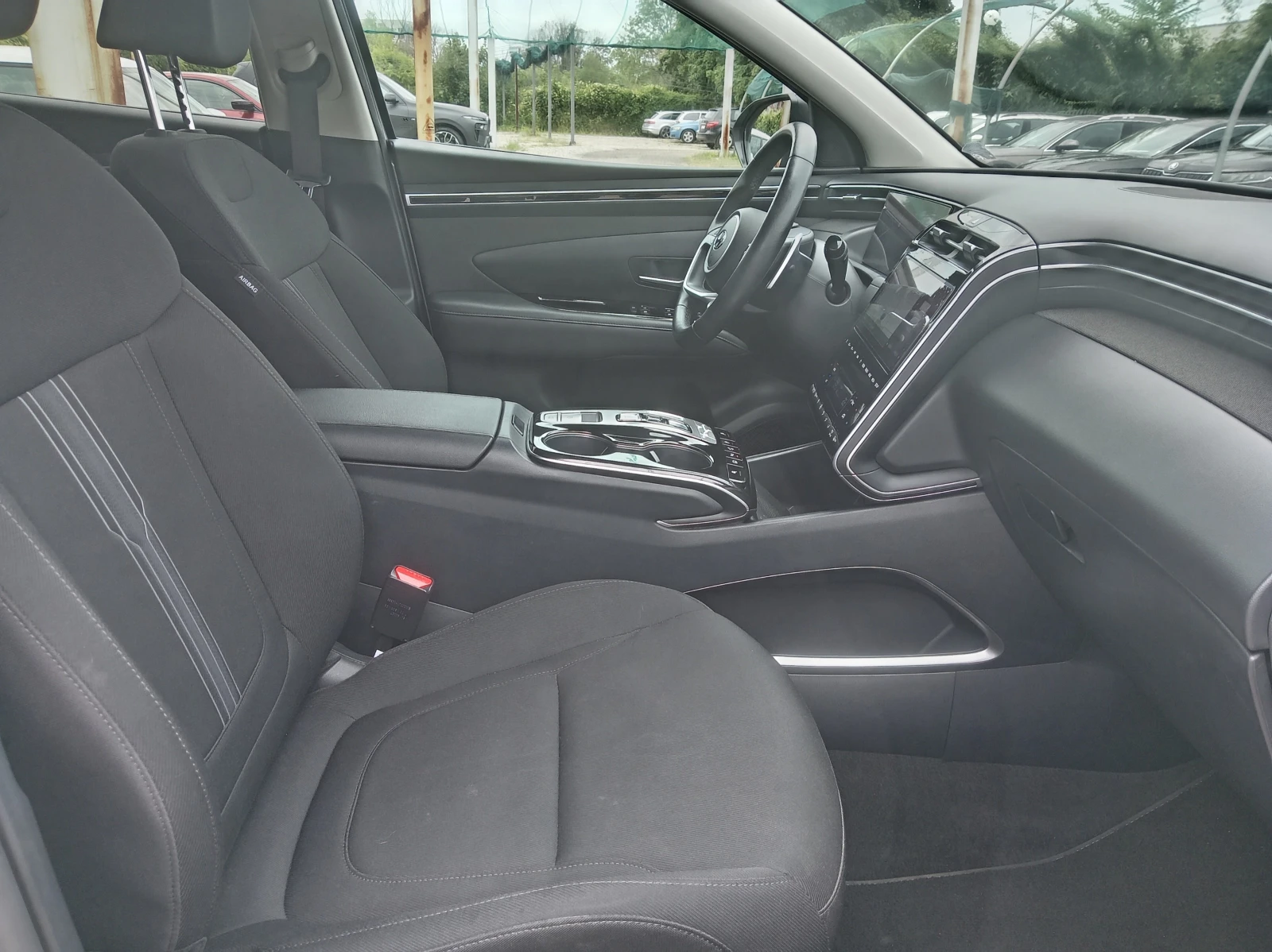 Hyundai Tucson 1.6 Plug in hybrid в Гаранц., снимка 8 - Автомобили и джипове - 55135195