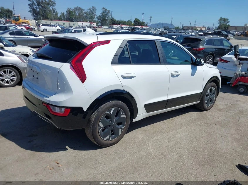 Kia Niro Ev Wind, снимка 4 - Автомобили и джипове - 55188205