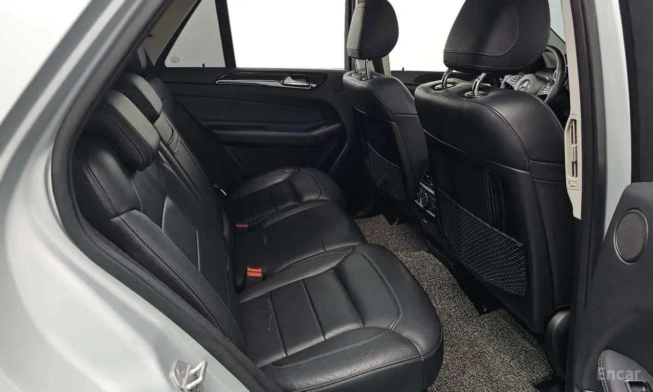 Mercedes-Benz GLE 350 4MATIC | АВТОФИНАНСИРАНЕ, снимка 11 - Автомобили и джипове - 55599543