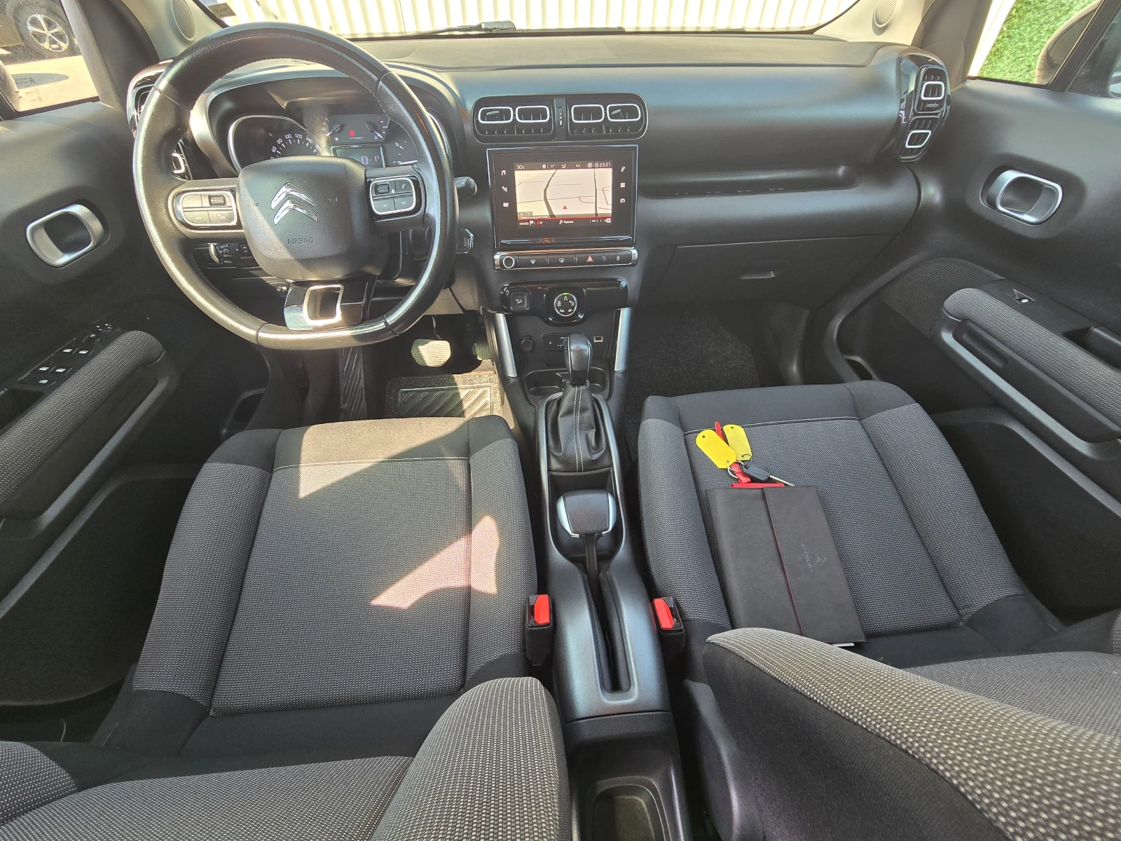 Citroen C3 Aircross SHINE , снимка 9 - Автомобили и джипове - 55645449