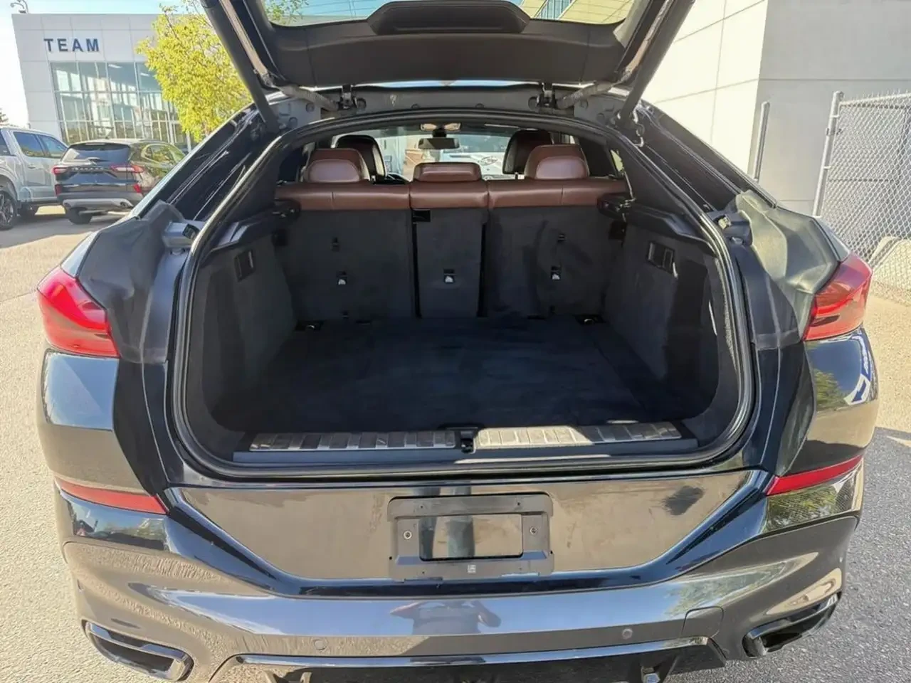 BMW X6, снимка 12 - Автомобили и джипове - 56180403