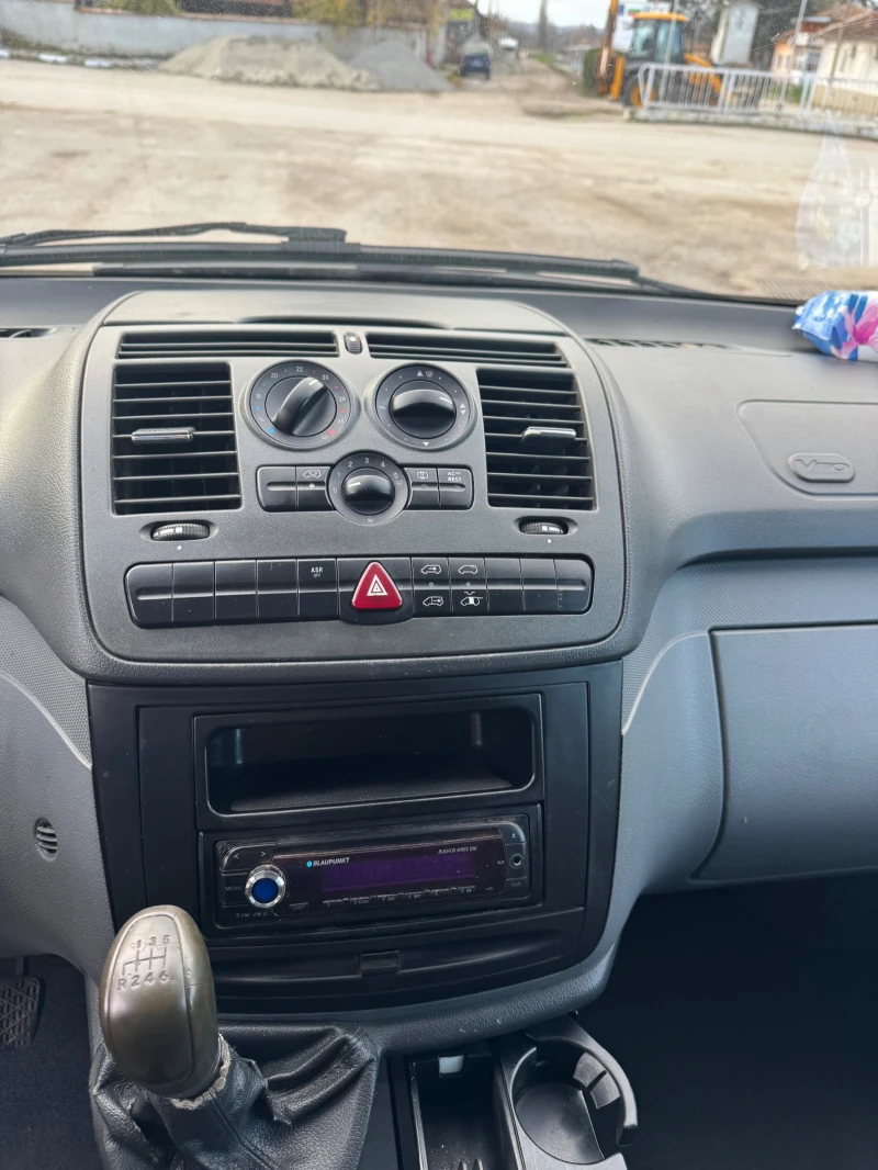 Mercedes-Benz Vito 2.2 CDI Климатик!!, снимка 10 - Бусове и автобуси - 52539911