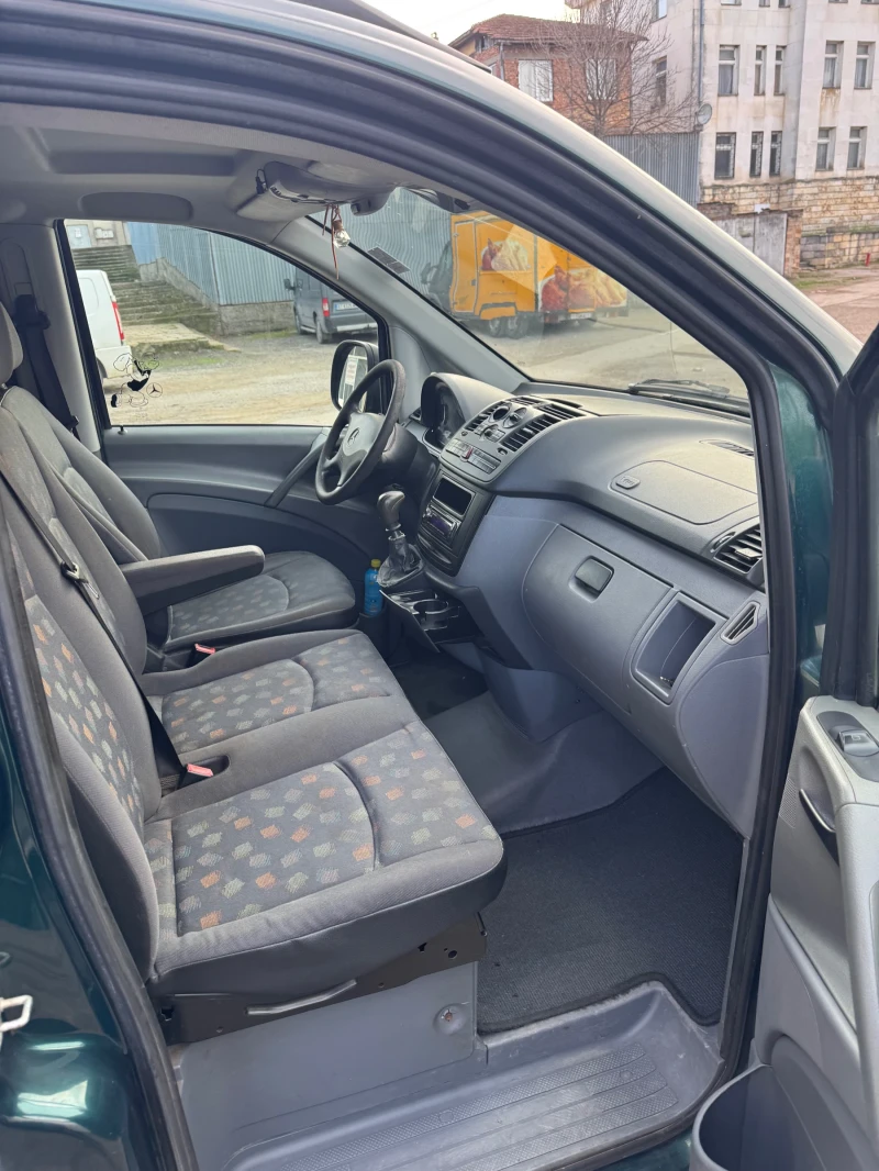 Mercedes-Benz Vito 2.2 CDI Климатик!!, снимка 12 - Бусове и автобуси - 52539911