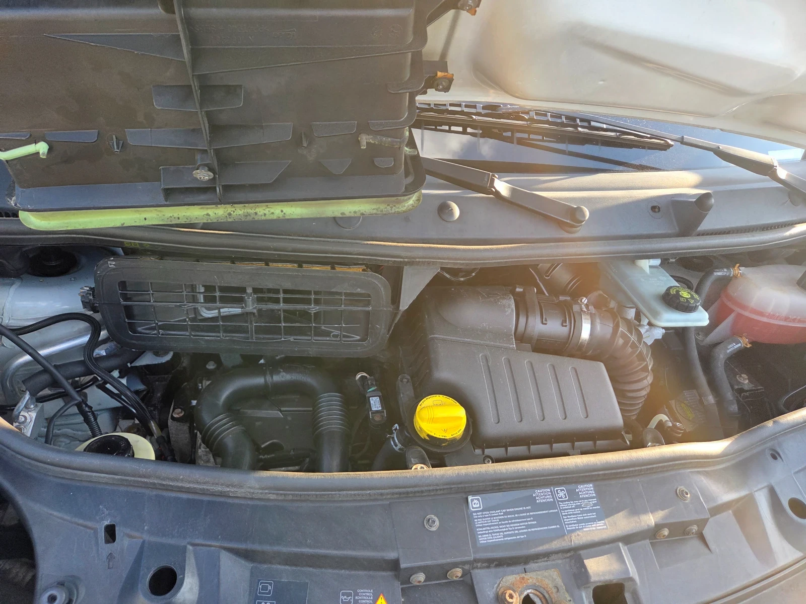 Renault Trafic Nov vnos  8+ 1 2.0dci 90 k.s, снимка 12 - Бусове и автобуси - 54313705