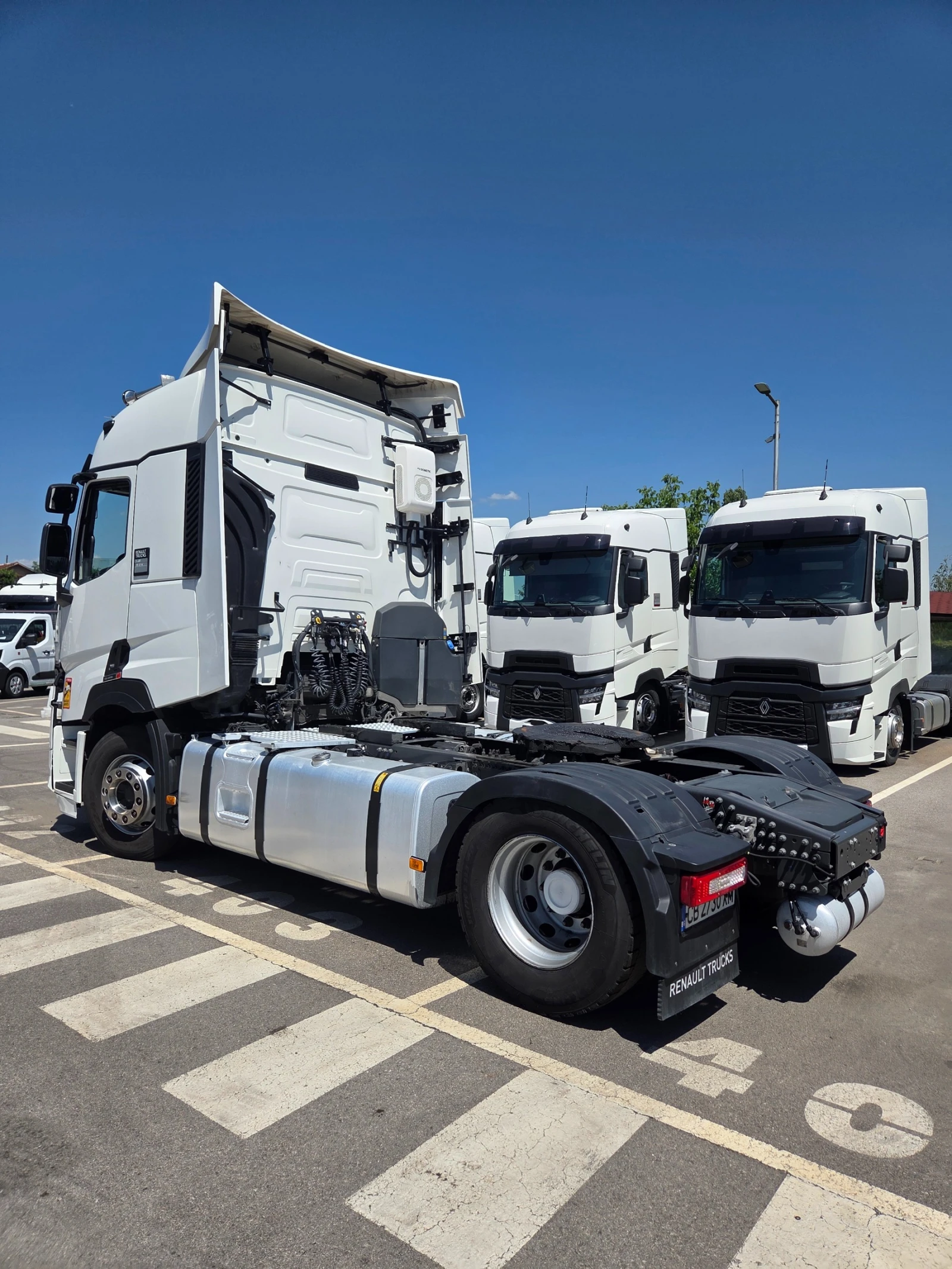 Renault T Стандартен, снимка 4 - Камиони - 55541142