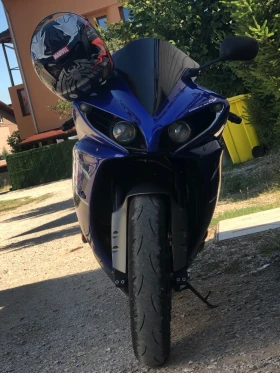 Yamaha YZF-R1 | Mobile.bg    11