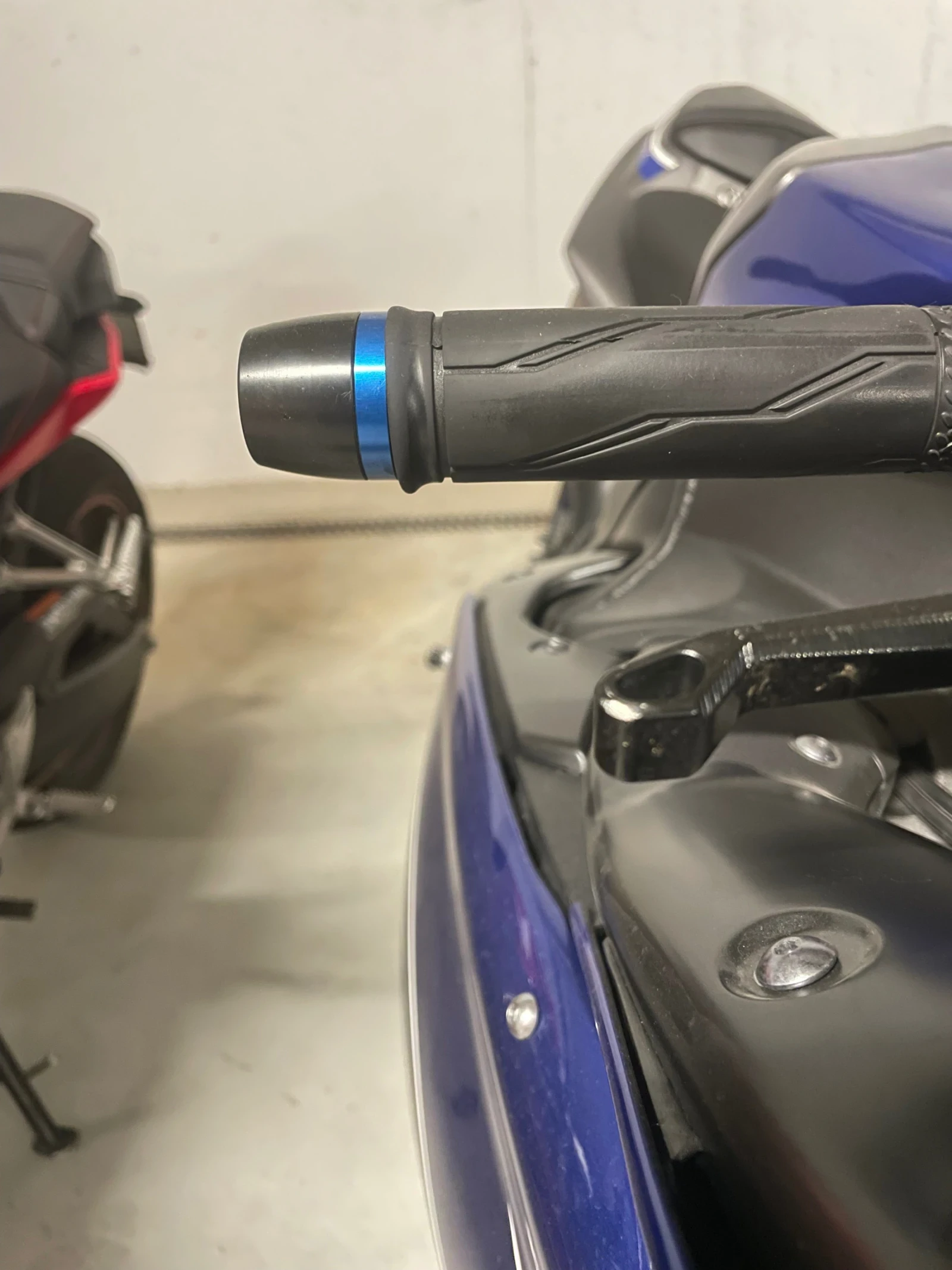 Yamaha YZF-R1  - изображение 5