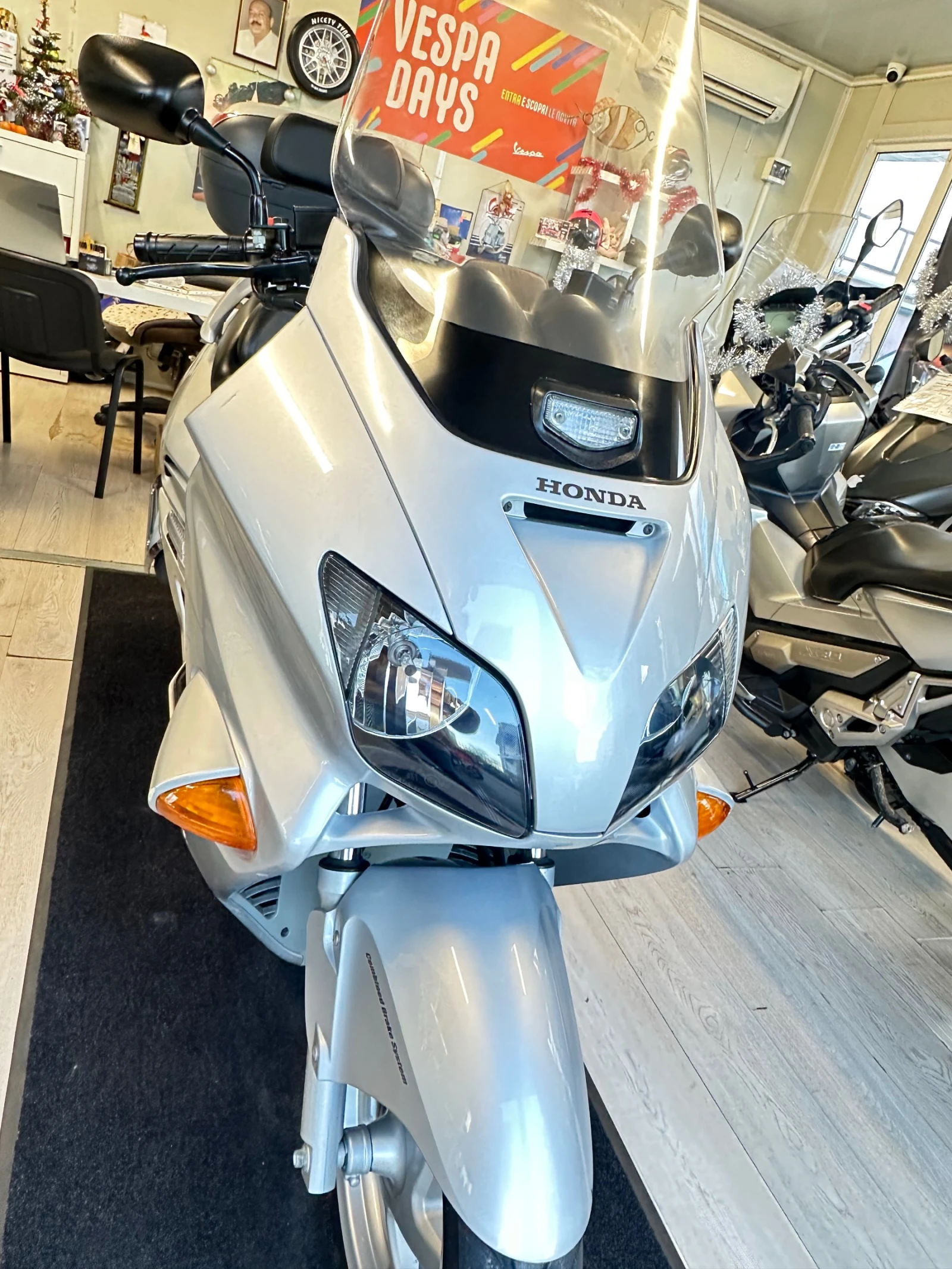 Honda Jazz 250�� 25083��. | Mobile.bg � ����������� 1