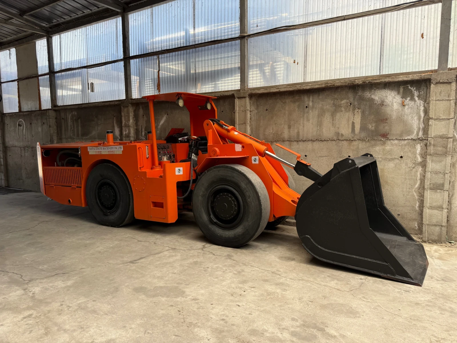 Минна техника Друга DEUTZ 7 моточаса, снимка 2 - Индустриална техника - 55179245