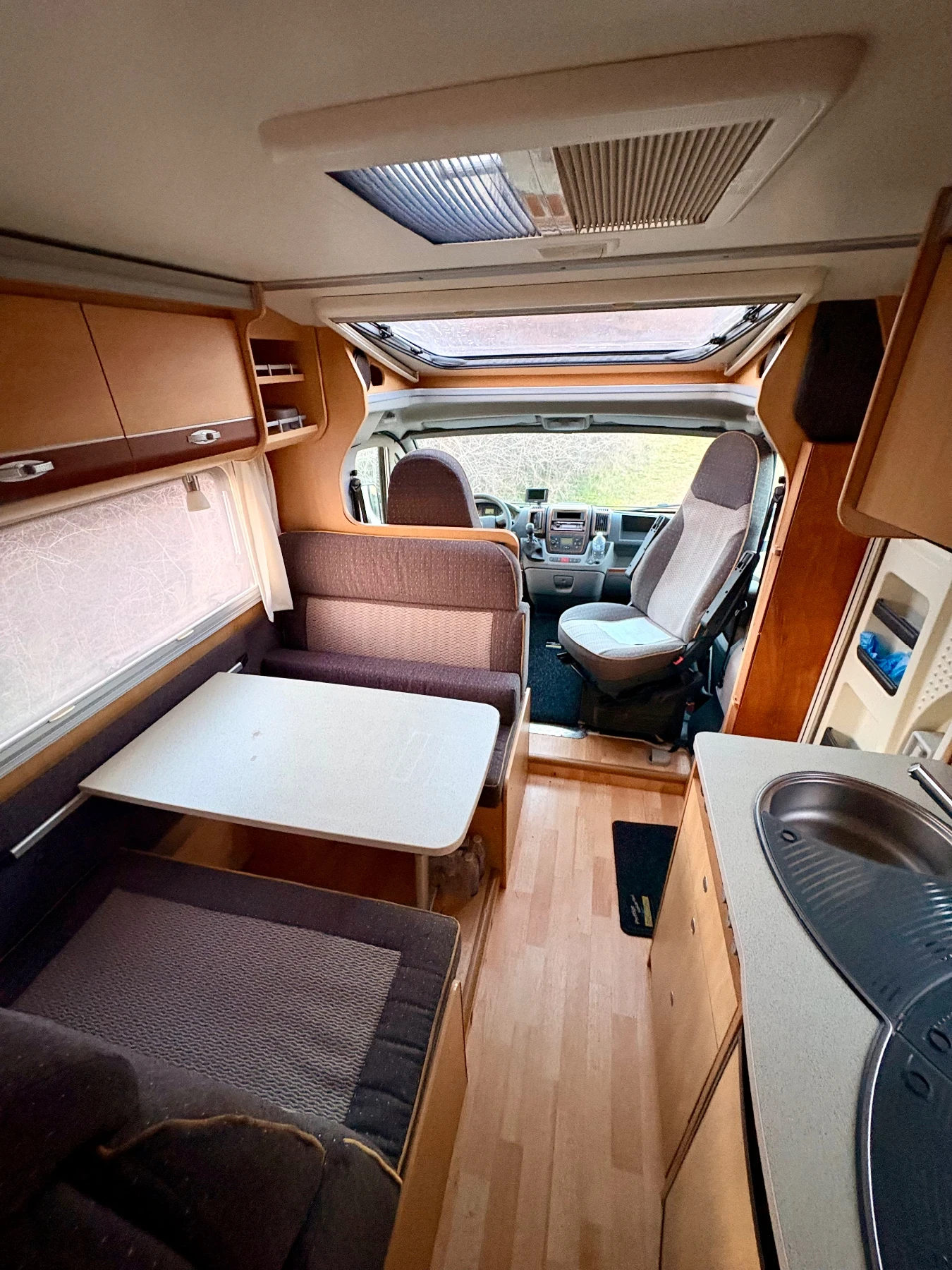 Кемпер Dethleffs Advantage, снимка 10 - Каравани и кемпери - 53878782