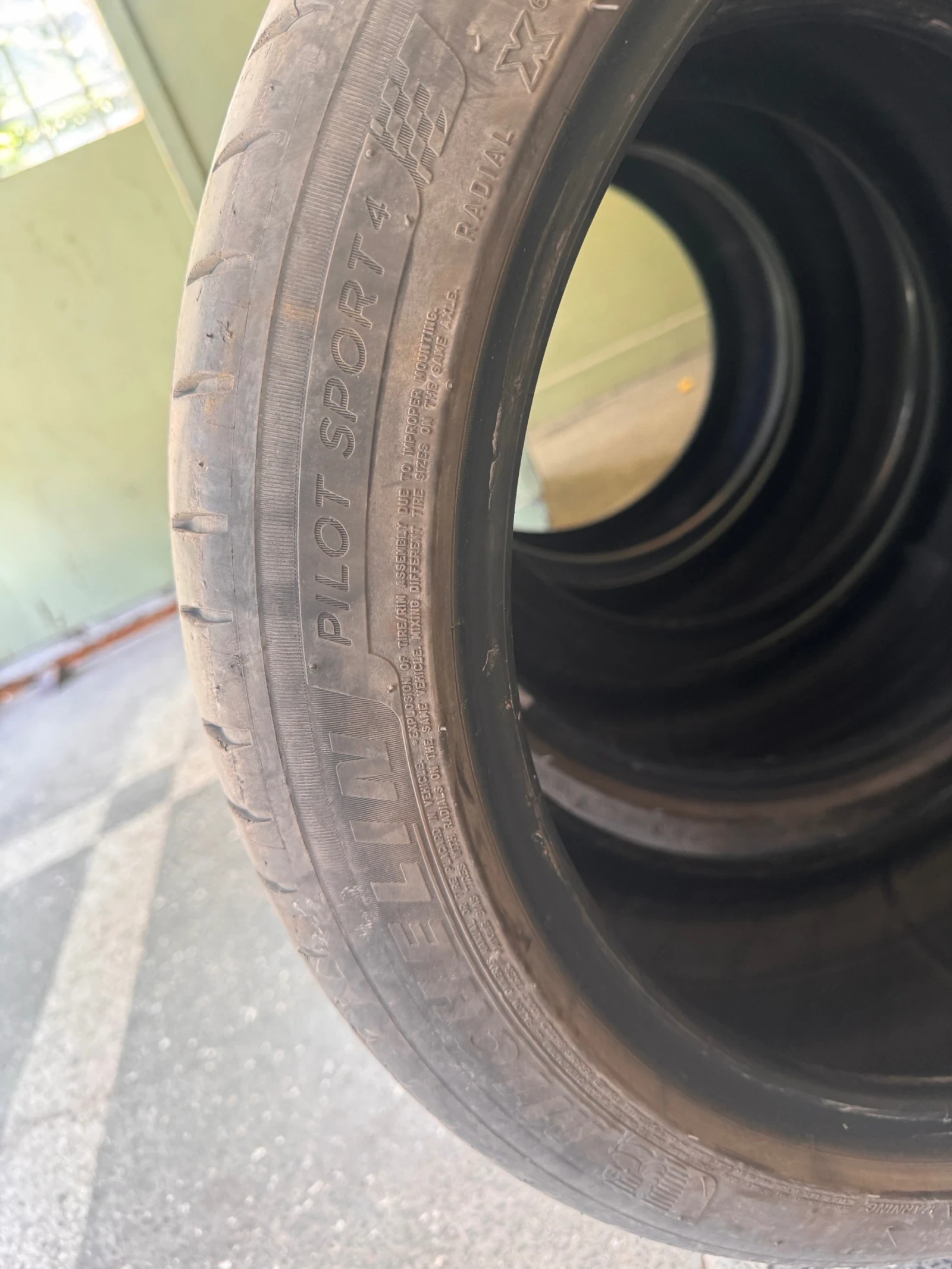 Гуми Летни 225/45R18, снимка 3 - Гуми и джанти - 54823591