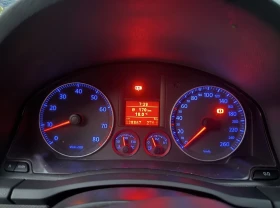 VW Golf 1.6 FSI, 116 k.c., снимка 16