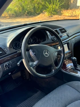 Mercedes-Benz E 220, снимка 5