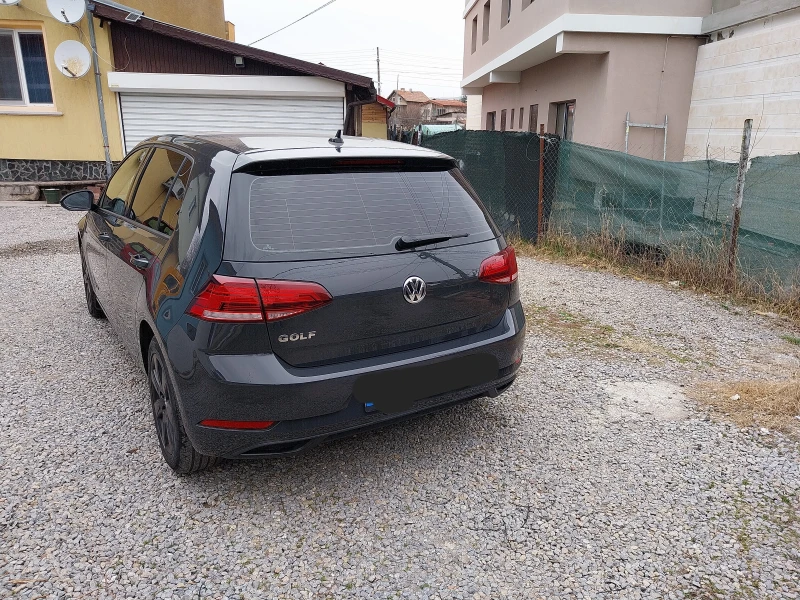 VW Golf 1.0 клима  чисто нов , снимка 2 - Автомобили и джипове - 47118608