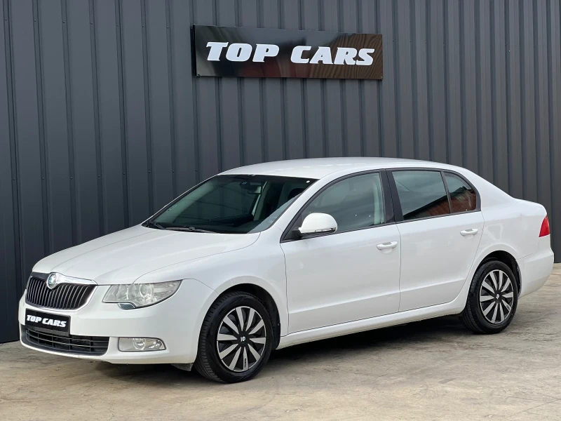 Skoda Superb, снимка 8 - Автомобили и джипове - 47424126