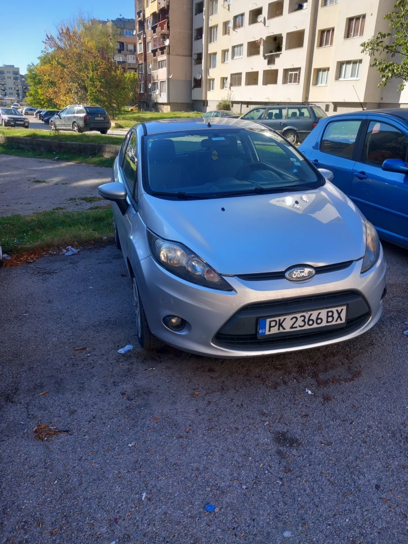 Ford Fiesta, снимка 1 - Автомобили и джипове - 47439537