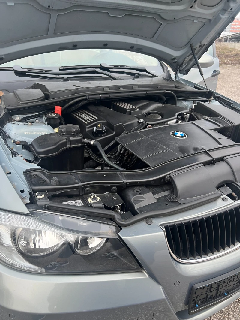 BMW 320, снимка 16 - Автомобили и джипове - 48431578