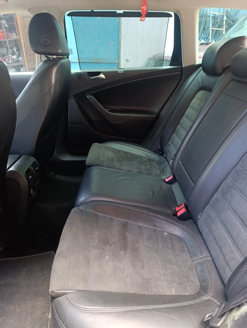 VW Passat 3.2 DSG 4x4 , снимка 9 - Автомобили и джипове - 50198955
