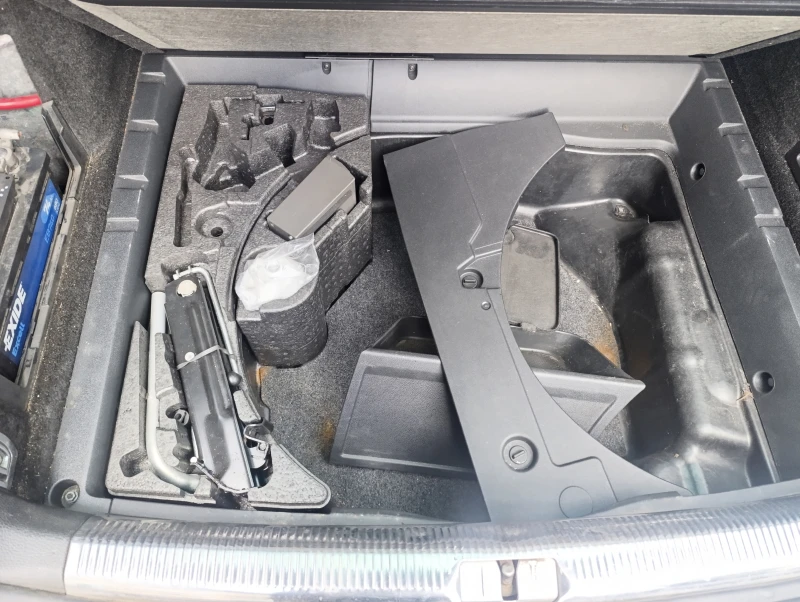 VW Passat 3.2 DSG 4x4 , снимка 8 - Автомобили и джипове - 50198955