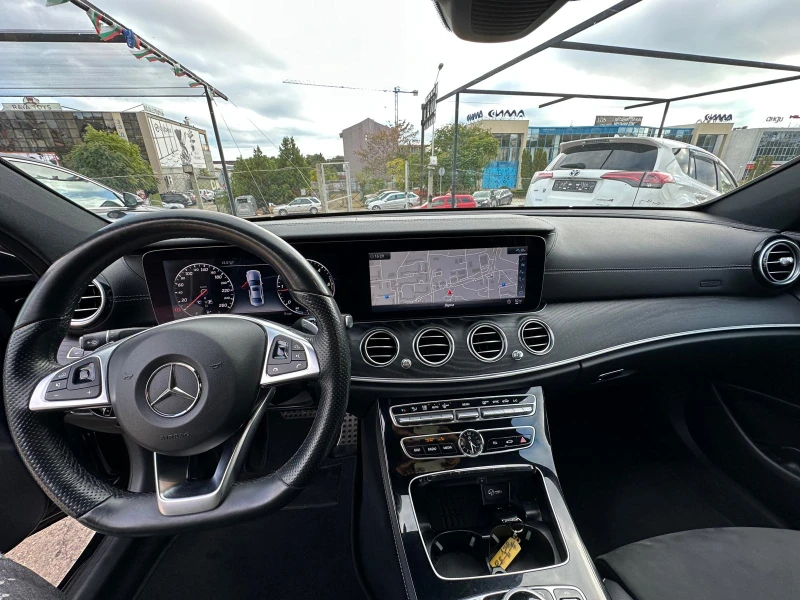 Mercedes-Benz E 220 AMG-LINE-4MATIC-DIGITAL* 9G, снимка 10 - Автомобили и джипове - 51945132
