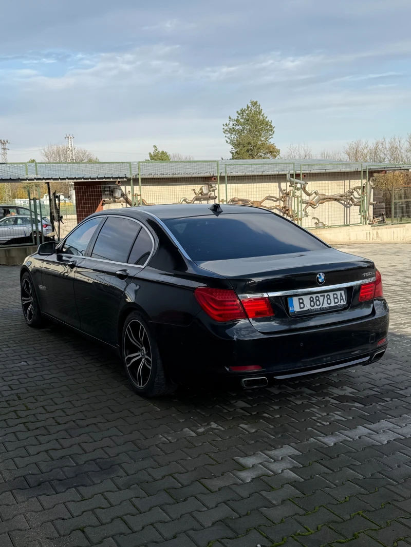 BMW 750 Li XDrive, снимка 4 - Автомобили и джипове - 52489447