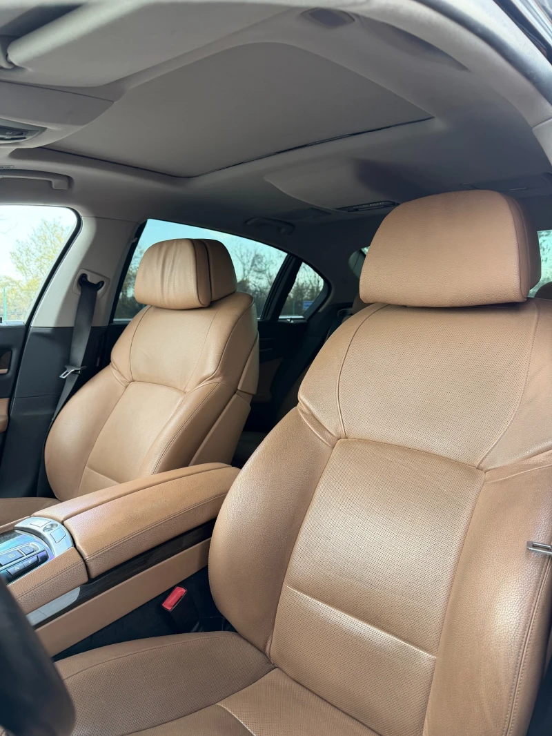 BMW 750 Li XDrive, снимка 14 - Автомобили и джипове - 52489447