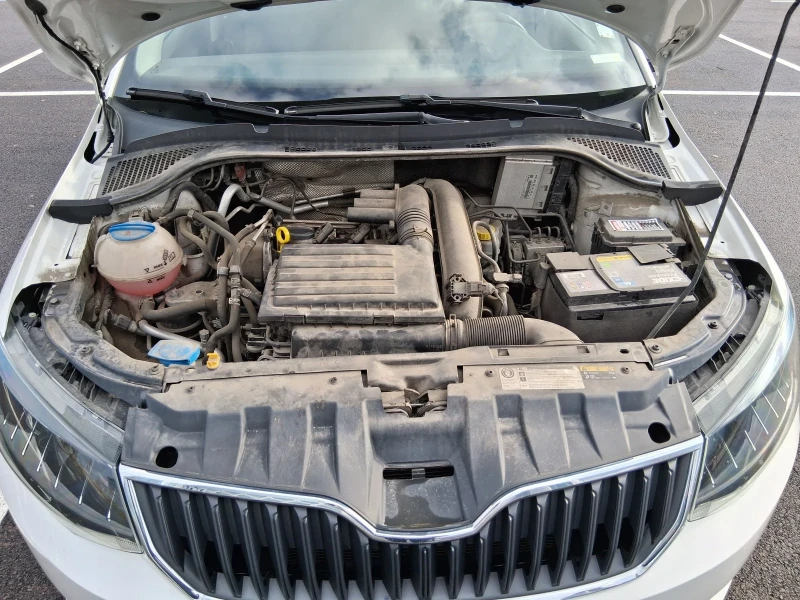 Skoda Fabia 1.2TSI 4 цилиндара , снимка 13 - Автомобили и джипове - 53294129