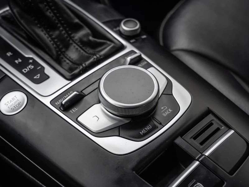 Audi A3 STAGE 1 TUNED* 2.0 TFSI* АвтоКредит(ЦЕНА ДО БГ), снимка 15 - Автомобили и джипове - 53516314