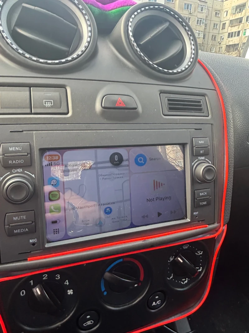 Ford Fiesta  1.4, снимка 10 - Автомобили и джипове - 53580347