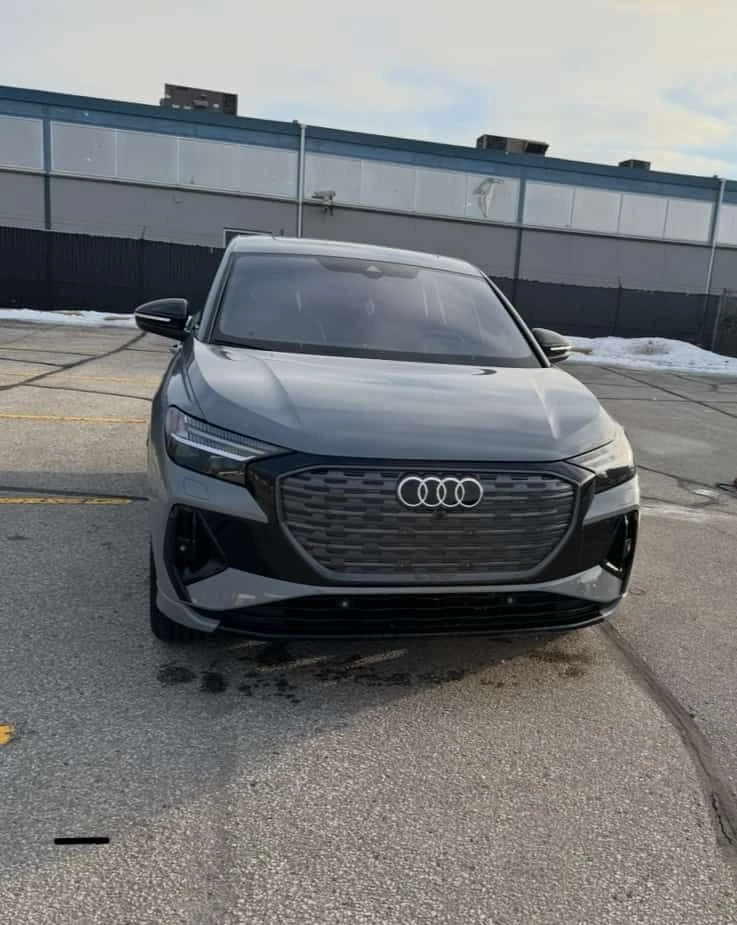 Audi E-Tron * 50 quattro * ПОДГРЕВИ / 360 / ПАНОРАМА, снимка 2 - Автомобили и джипове - 53798146