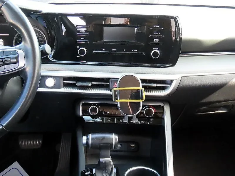 Kia K5 2.0 Lpi Standard, снимка 10 - Автомобили и джипове - 56654472