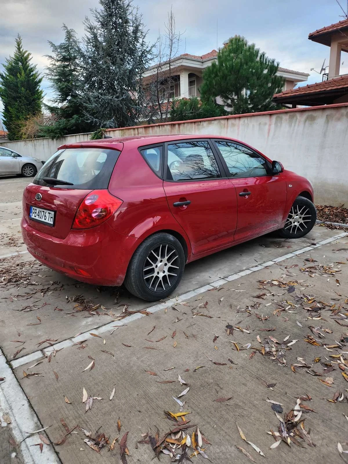 Kia Ceed 1.6i - изображение 2