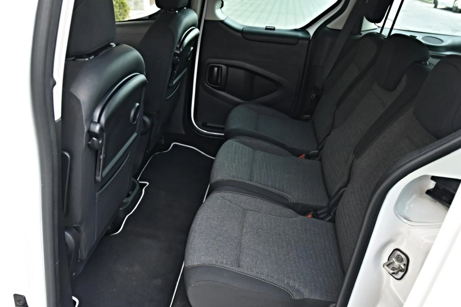 Citroen Berlingo ЕЛЕКТРИЧЕСКИ - изображение 8