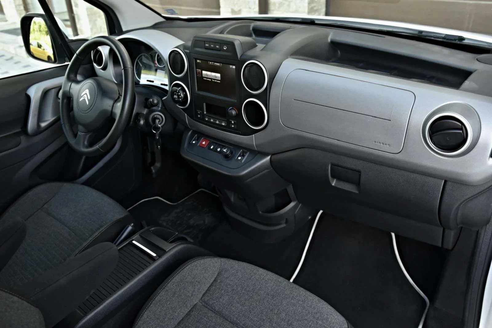 Citroen Berlingo ЕЛЕКТРИЧЕСКИ - изображение 10