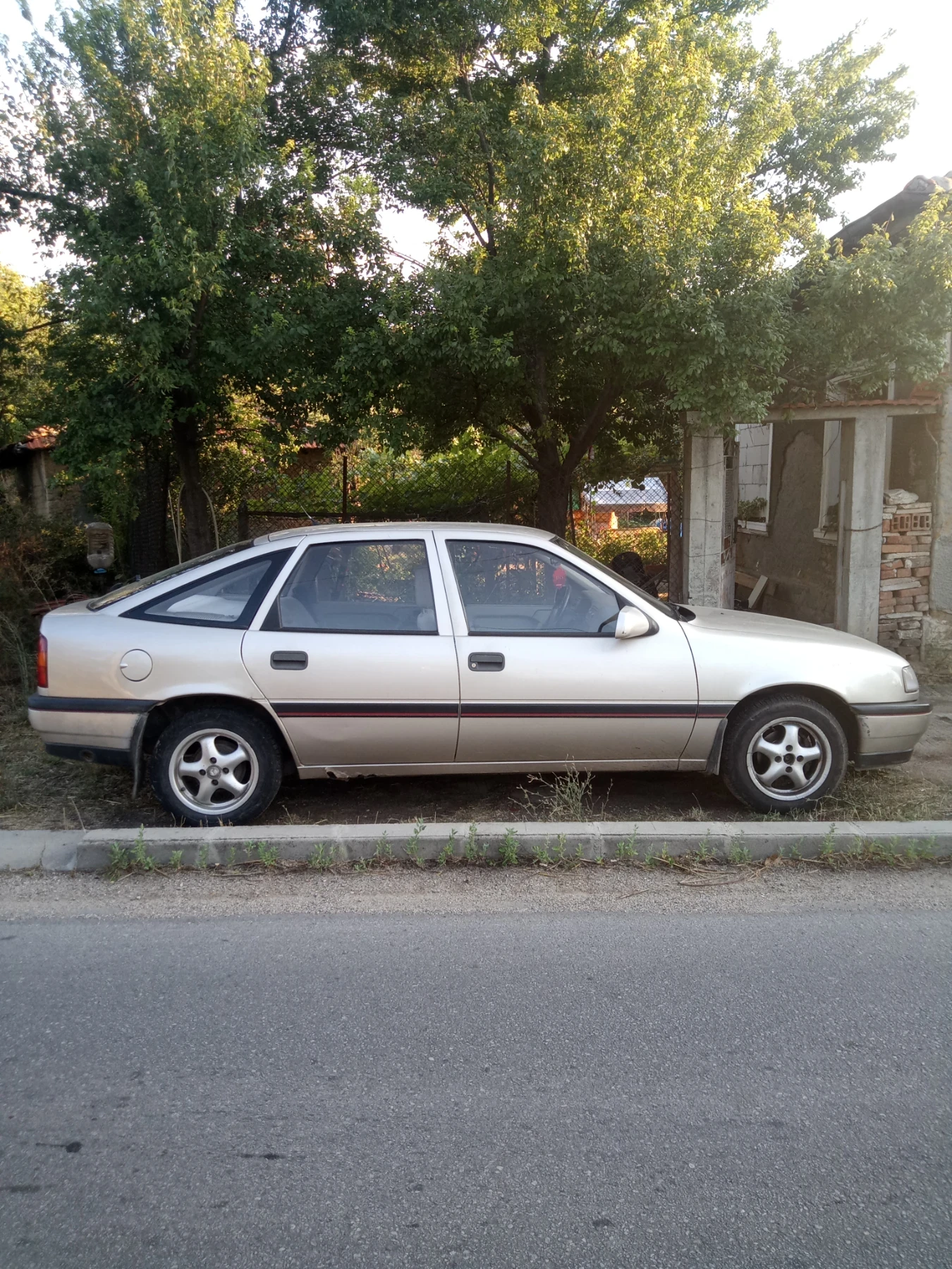 Opel Vectra 1.6i | Mobile.bg — изображение 1