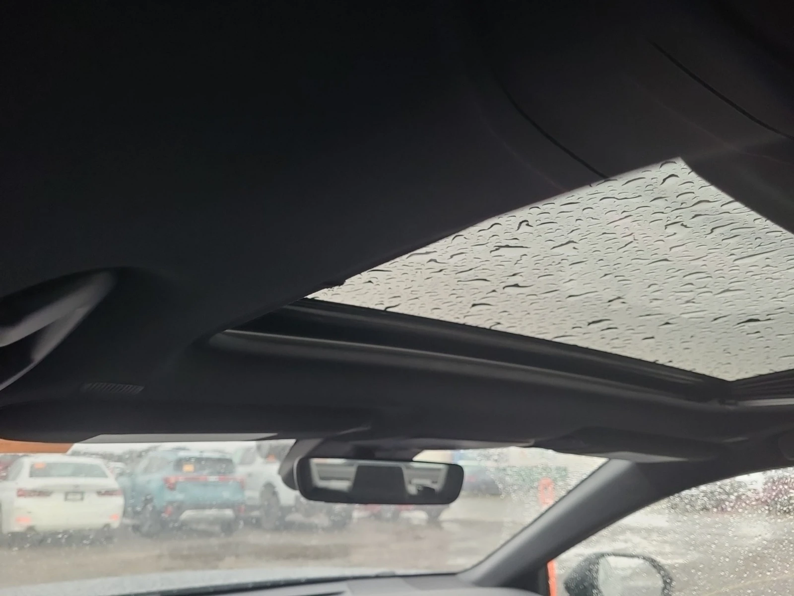 Toyota Camry SE UPGRADE 4X4  * * CARFAX * * АВТО КРЕДИТ * *  - изображение 7