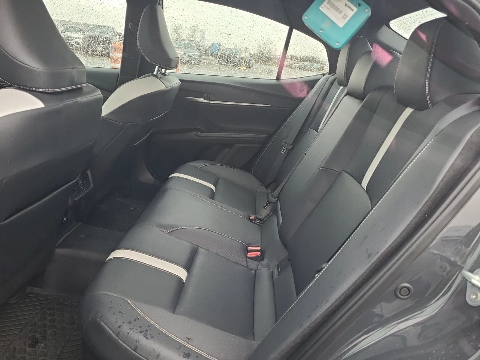 Toyota Camry SE UPGRADE 4X4  * * CARFAX * * АВТО КРЕДИТ * *  - изображение 8