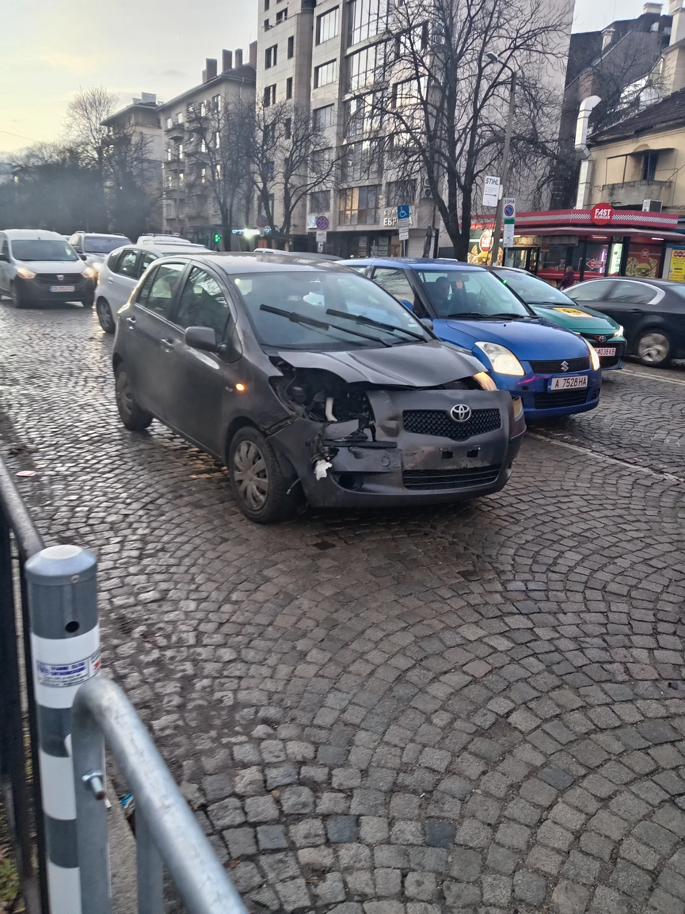 Toyota Yaris �����  | Mobile.bg � ����������� 1