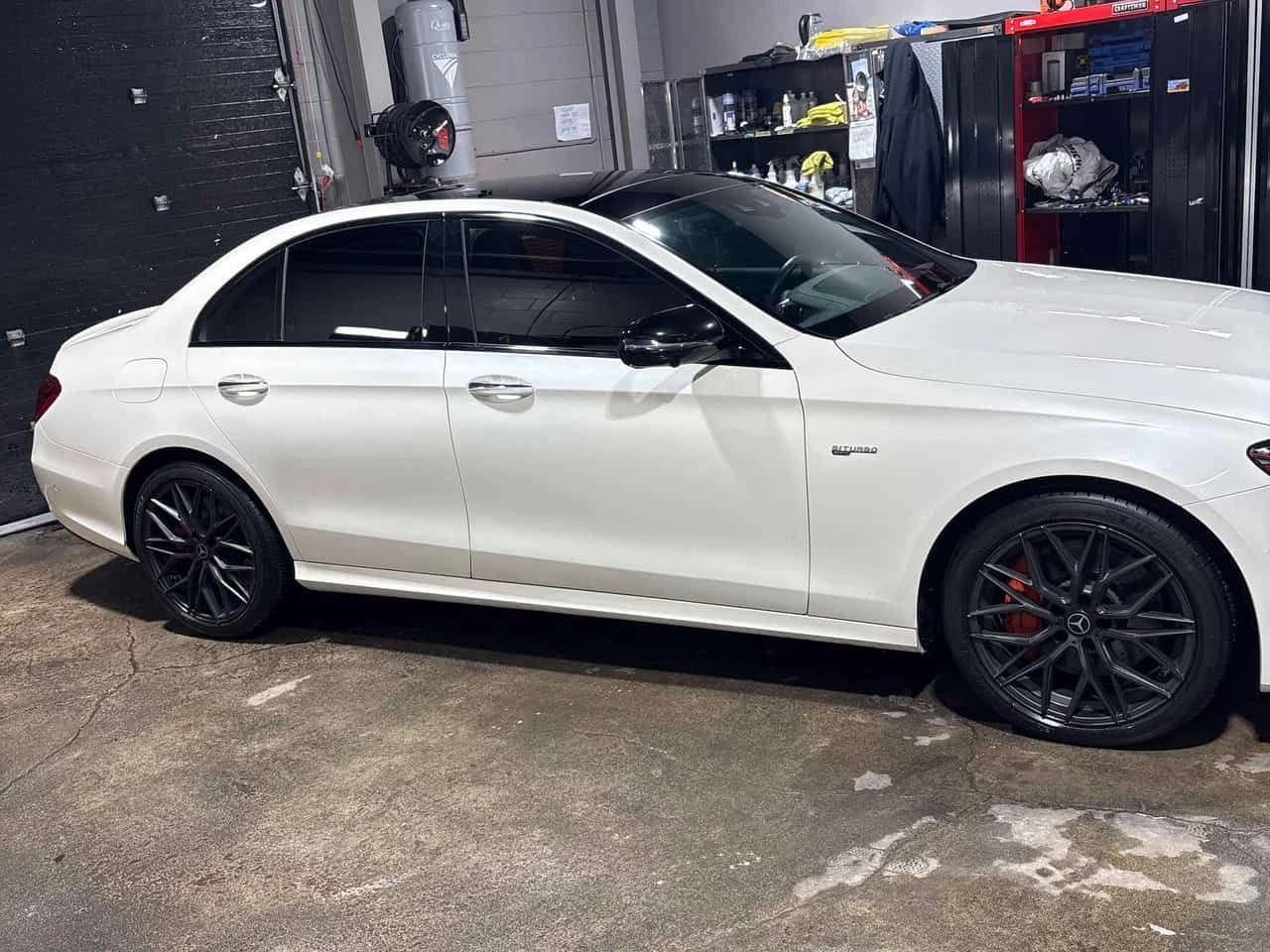 Mercedes-Benz E 43 AMG * ДИСТРОНИК * 360 * LANE ASSIST - изображение 4