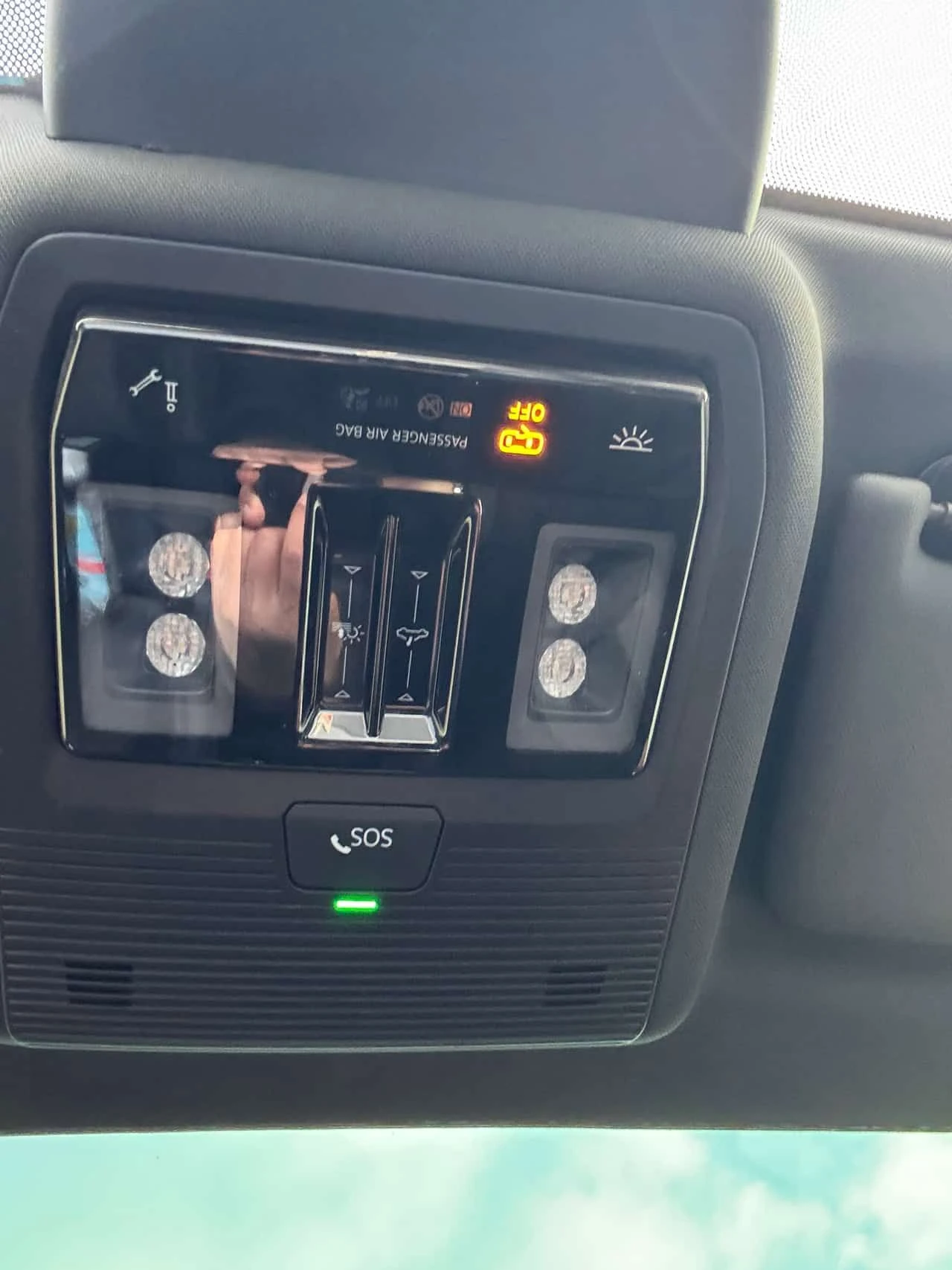 Audi E-Tron * 50 quattro * ПОДГРЕВИ / 360 / ПАНОРАМА, снимка 10 - Автомобили и джипове - 53798146