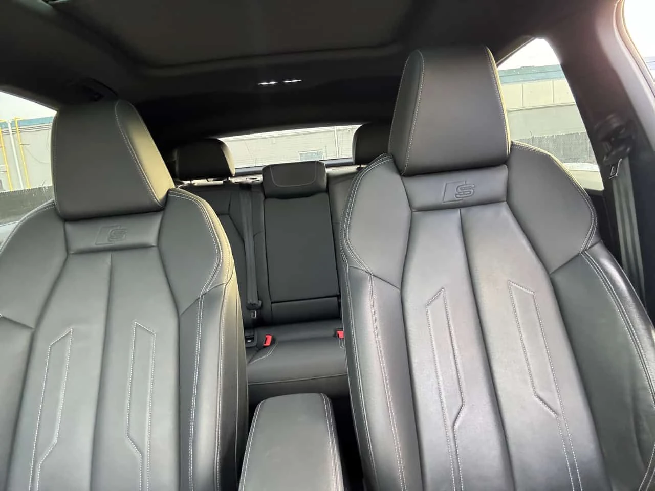 Audi E-Tron * 50 quattro * ПОДГРЕВИ / 360 / ПАНОРАМА, снимка 13 - Автомобили и джипове - 53798146