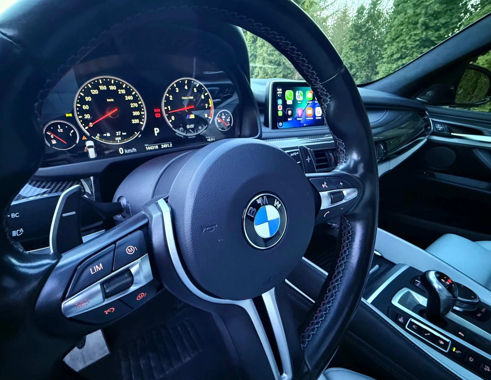 BMW X5M COMPETITION/CARBON/CARPLAY/ALCANTARA, снимка 9 - Автомобили и джипове - 53840250