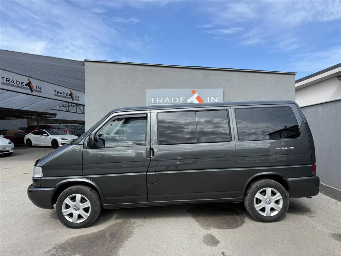 VW Multivan 2.5 TDI, снимка 7 - Автомобили и джипове - 53857965