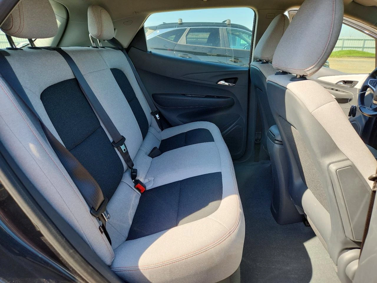 Chevrolet Bolt Ev Lt, снимка 10 - Автомобили и джипове - 54370471