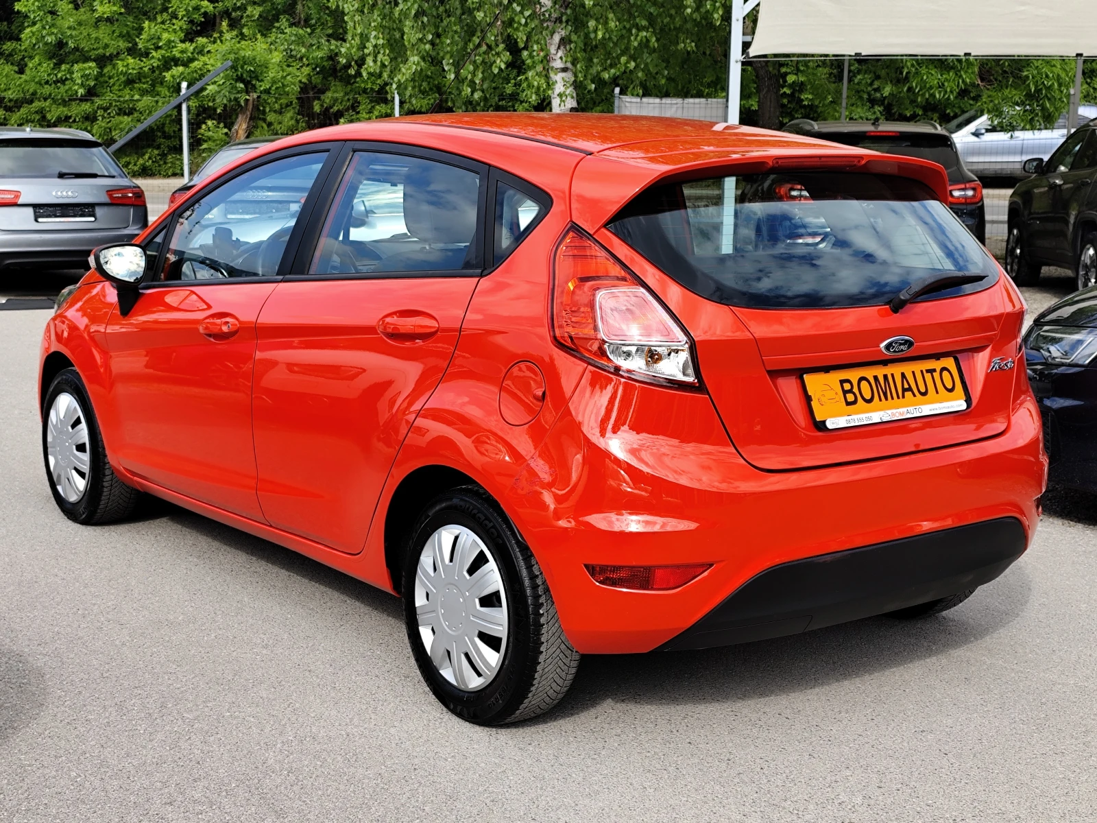 Ford Fiesta 1.2i* PLUS* KЛИМАТИК* EURO6B* 129000km!!!, снимка 6 - Автомобили и джипове - 54626860